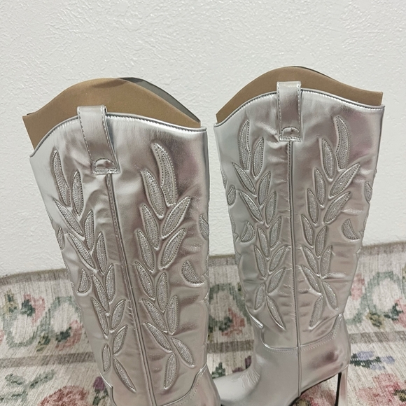 NEW Steve Madden Kinzee Pointed Toe Cowboy Boots - Picture 8 of 13